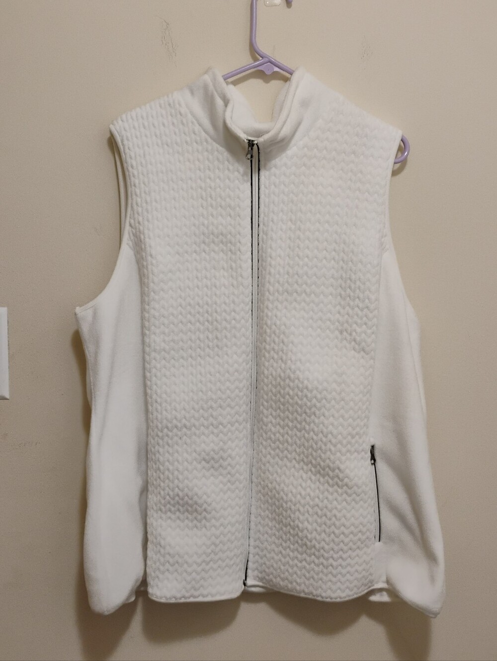 Avenue White Black Trim Fleece Full Zip Women's Vest Plus Size 22/24